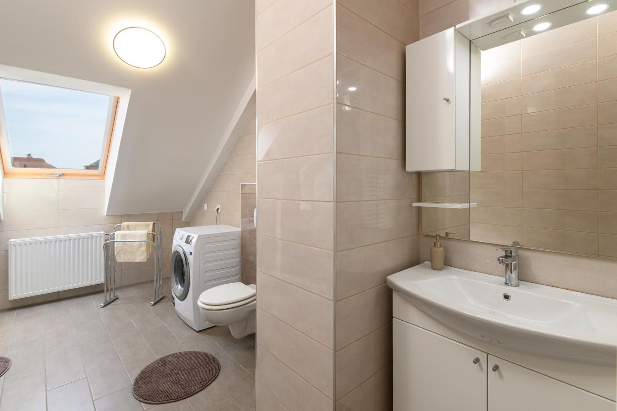 Domino Suite Eger Exterior photo